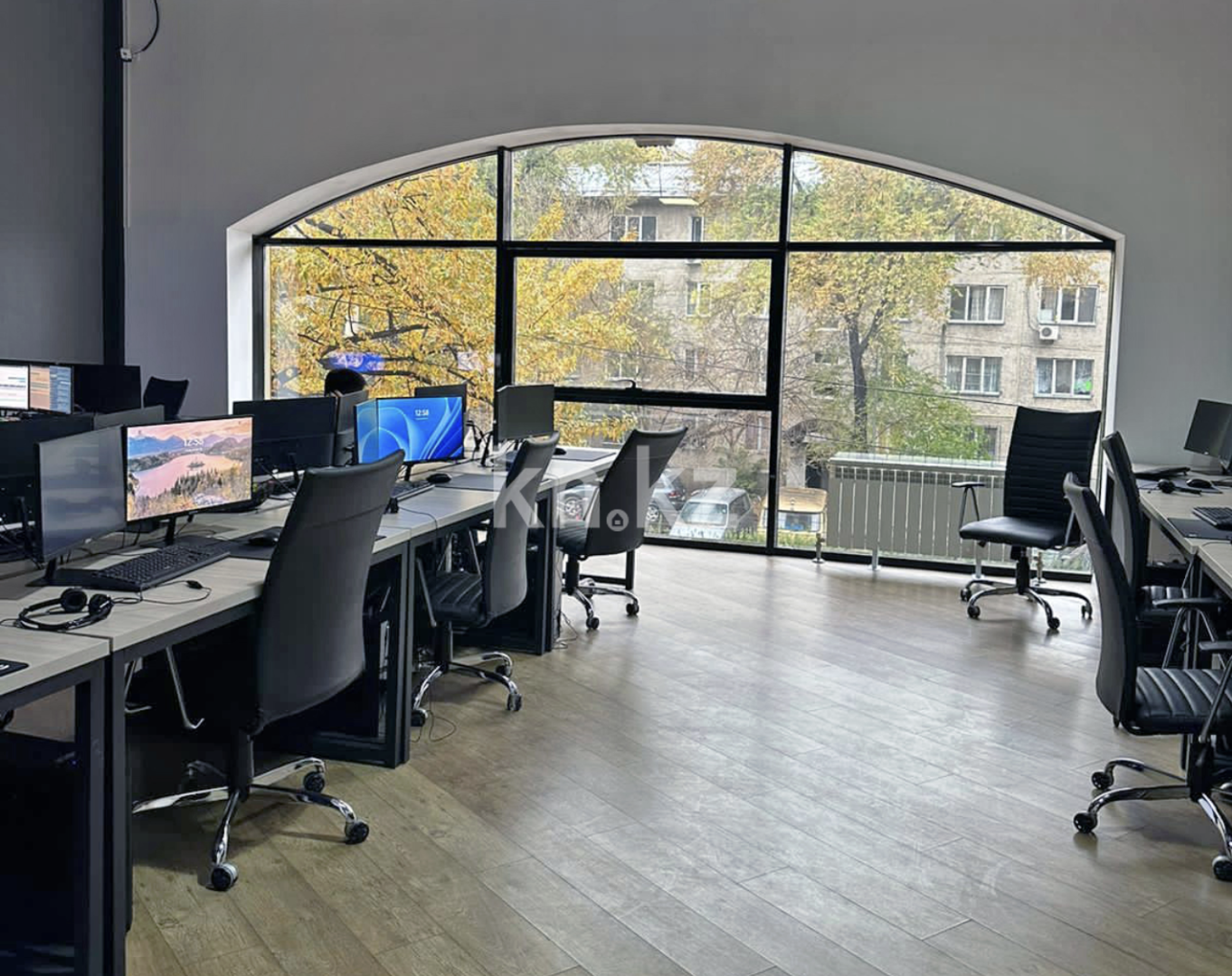 Аренда помещения - Аренда недвижимости в Алматы фото 1 из 8