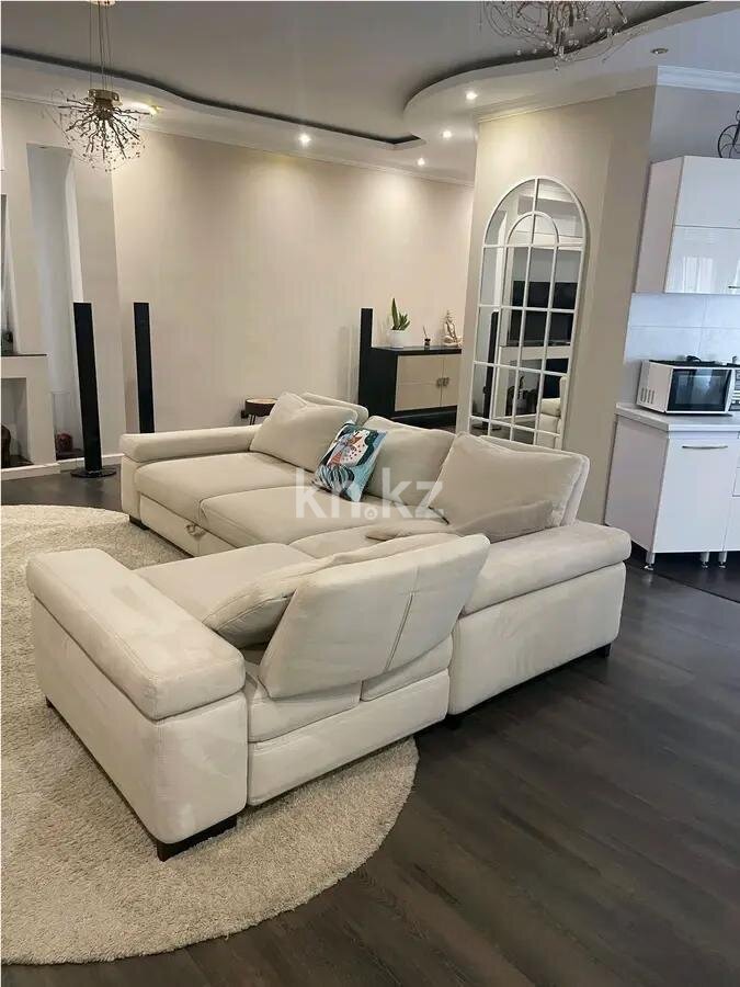 Продажа 2-комнатной квартиры, 93 м² в Алматы