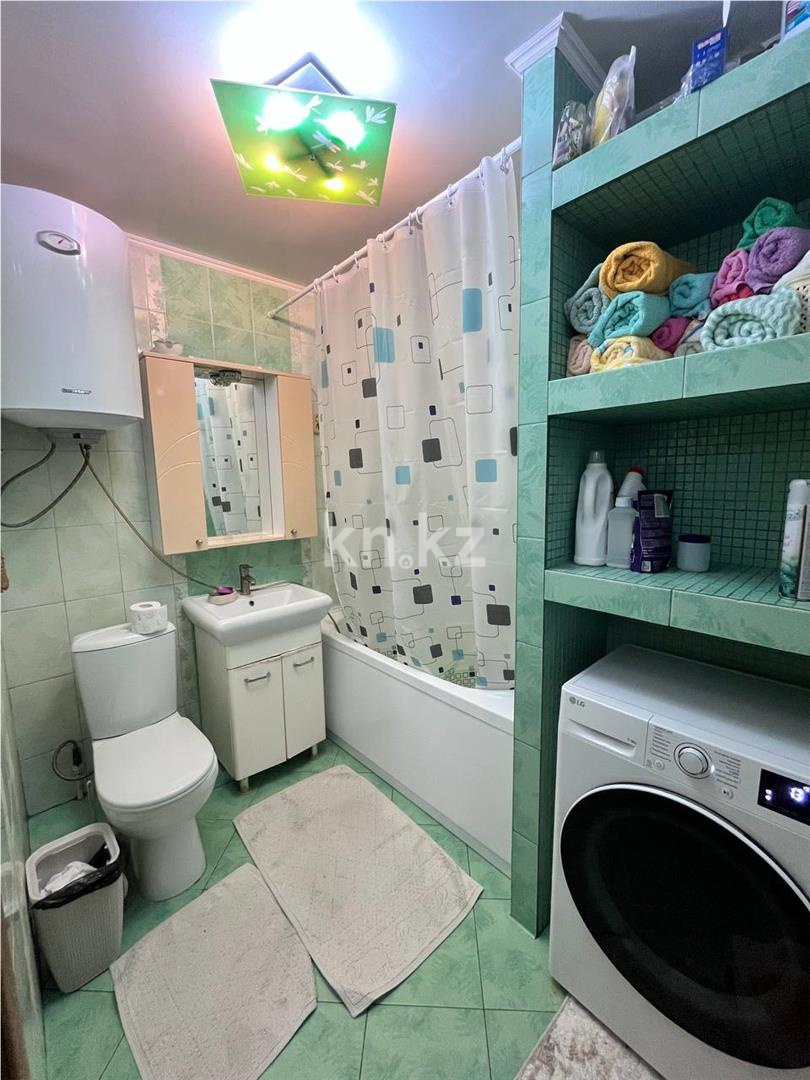 Продажа 4-комнатной квартиры, 76 м², ул. Дюсембекова - Продажа квартир в Караганде фото 19 из 20