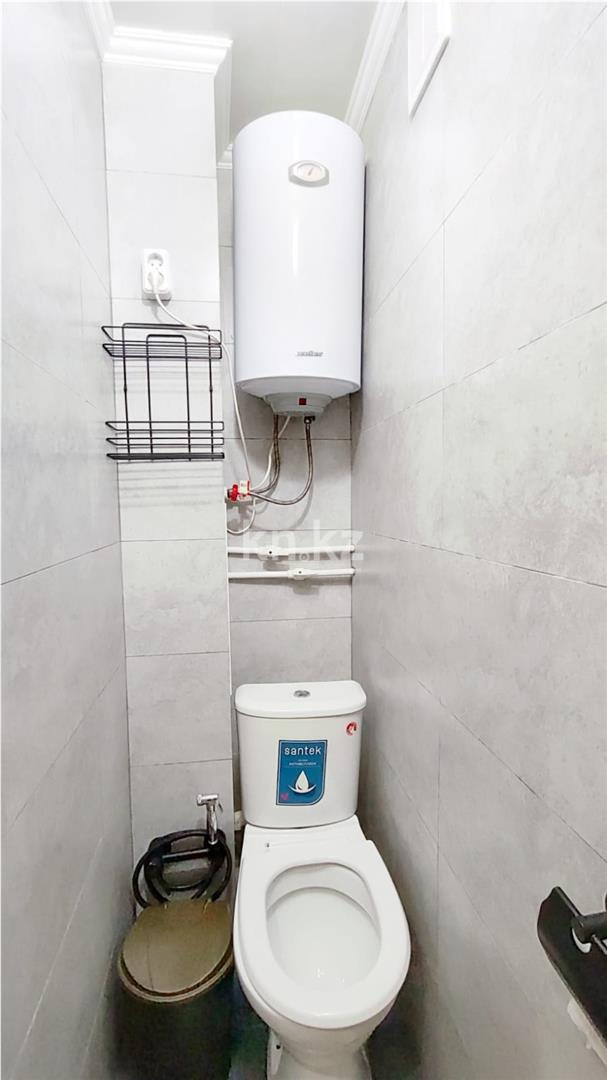 Продажа 3-комнатной квартиры, 63 м², мкр-н 14 - Продажа квартир в Караганде фото 14 из 15