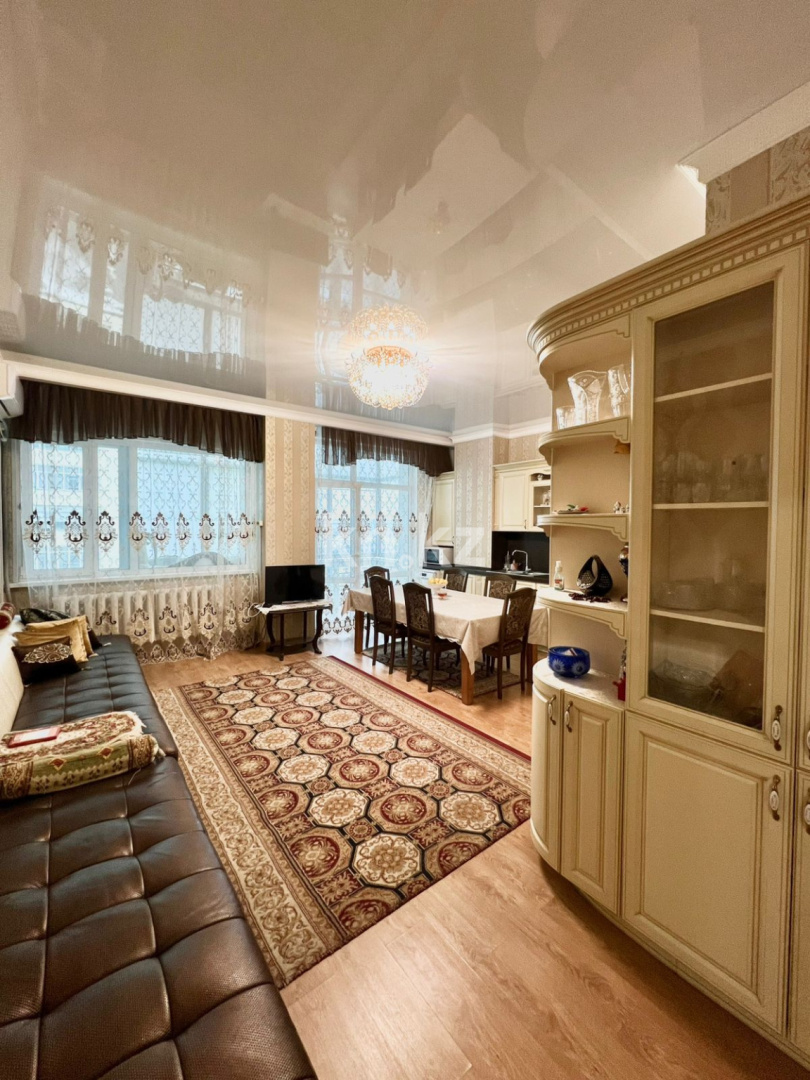 Продажа 3-комнатной квартиры, 102 м², пр. Момышулы, дом  2б - пр. Кошкарбаева в Астане - фото 3