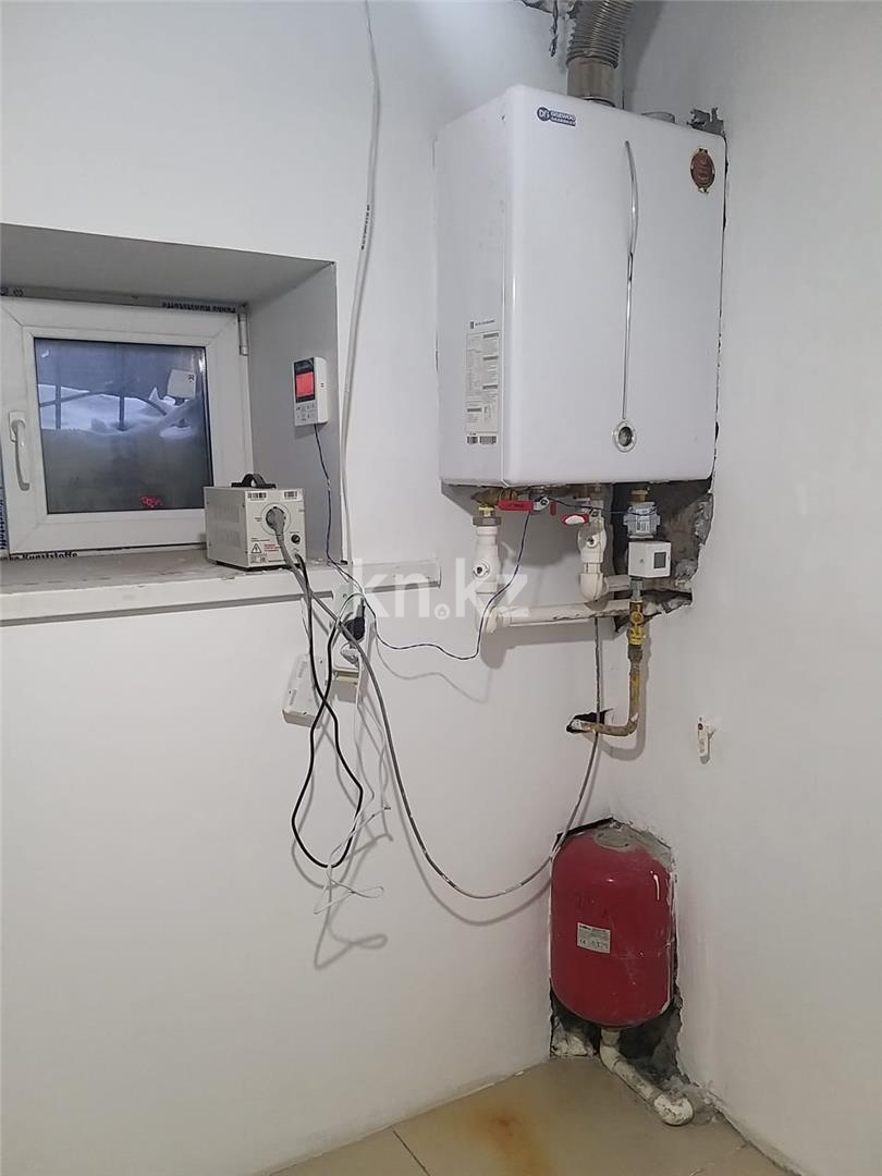 Продажа 5-комнатного дома, 372.76 м², ул. Абишева в Караганде - фото 46