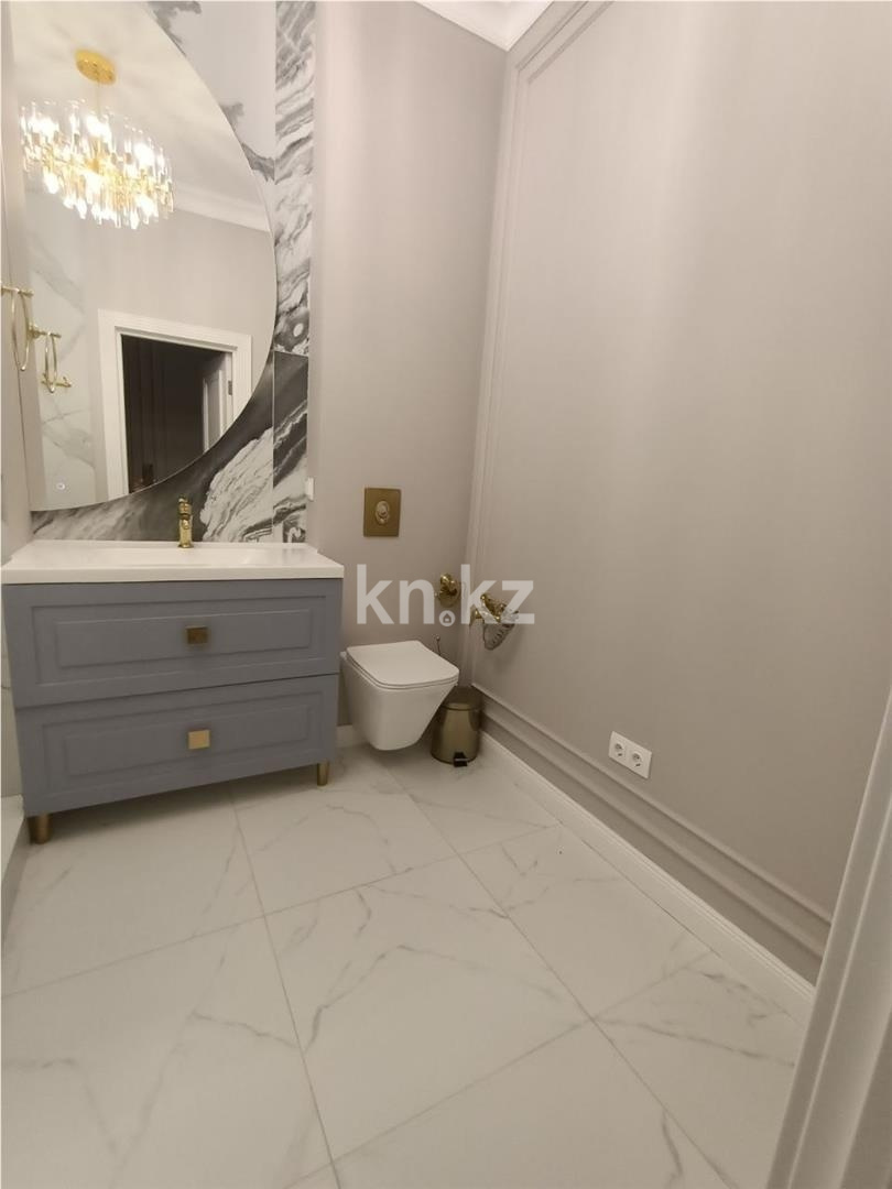 Продажа 4-комнатной квартиры, 210 м² в Астане - фото 51