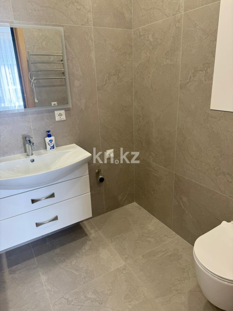 Продажа 2-комнатной квартиры, 65 м² в Астане - фото 8