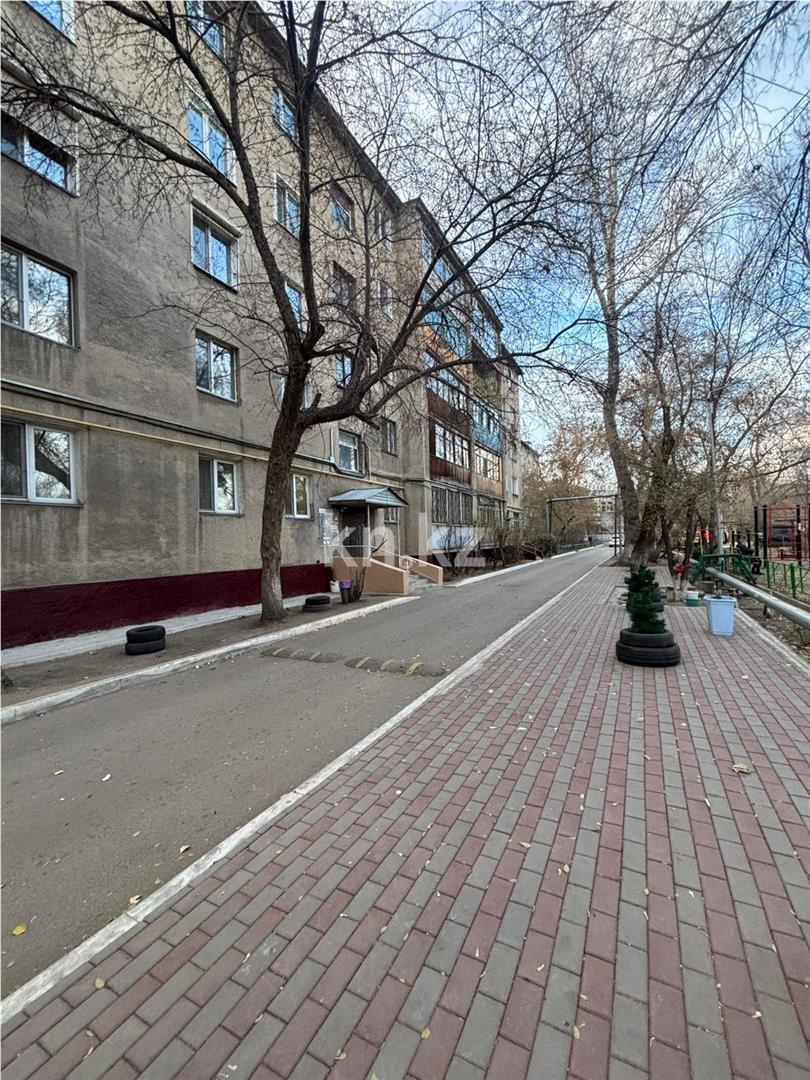 Продажа 3-комнатной квартиры, 57 м², ул. Аманжолова в Караганде - фото 5