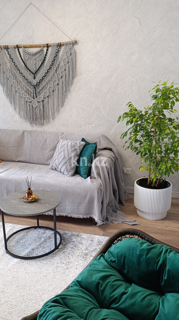 Продажа 2-комнатной квартиры, 48.3 м², ул. Виноградова, дом  19 - Продажа  двухкомнатных квартир в Усть-Каменогорске фото 9 из 15