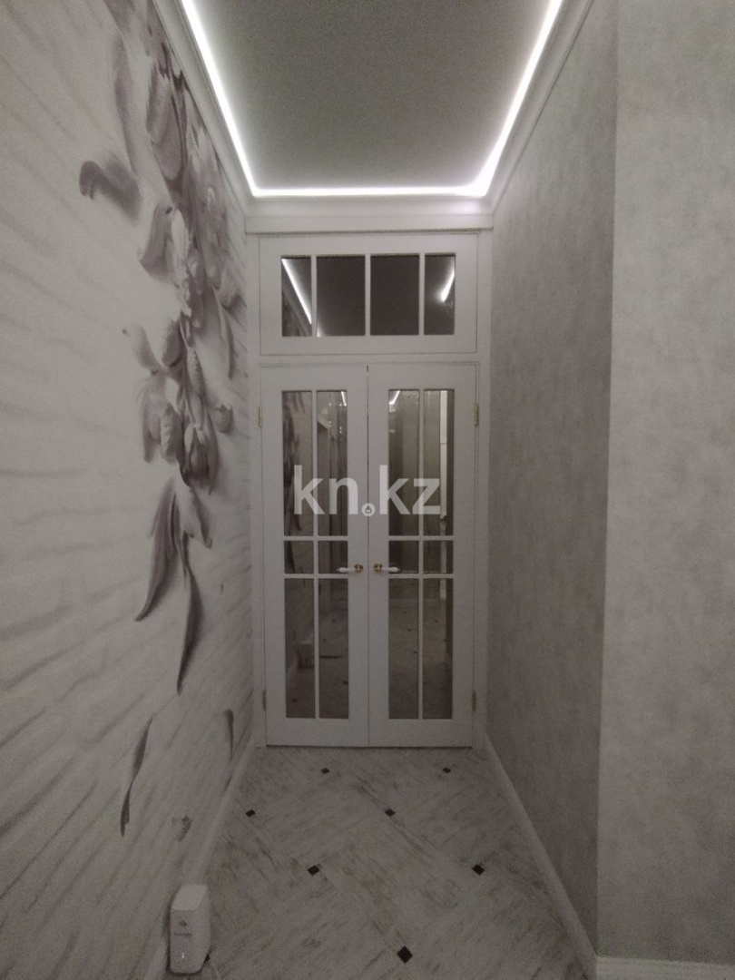 Продажа 2-комнатной квартиры, 72.3 м², ул. Алии Молдагуловой - Продажа квартир в Уральске фото 5 из 17