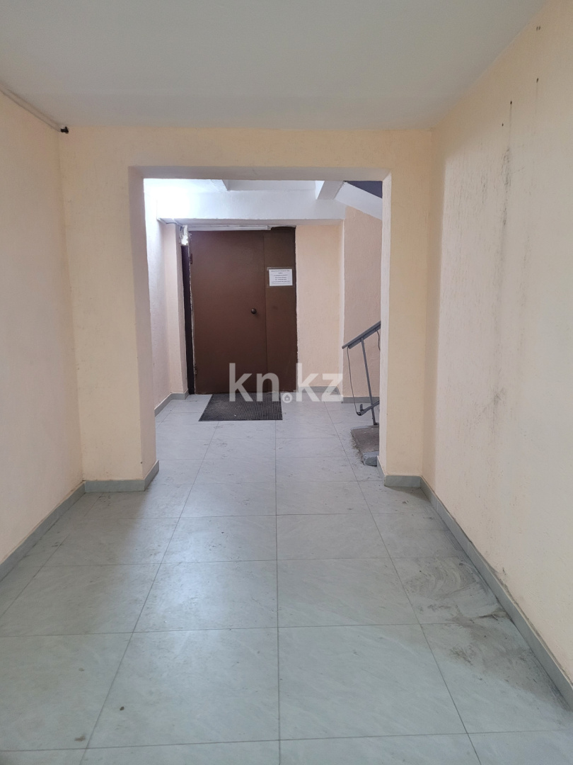 Продажа 2-комнатной квартиры, 35.2 м² - Продажа квартир в Караганде - страница 2 фото 16 из 18