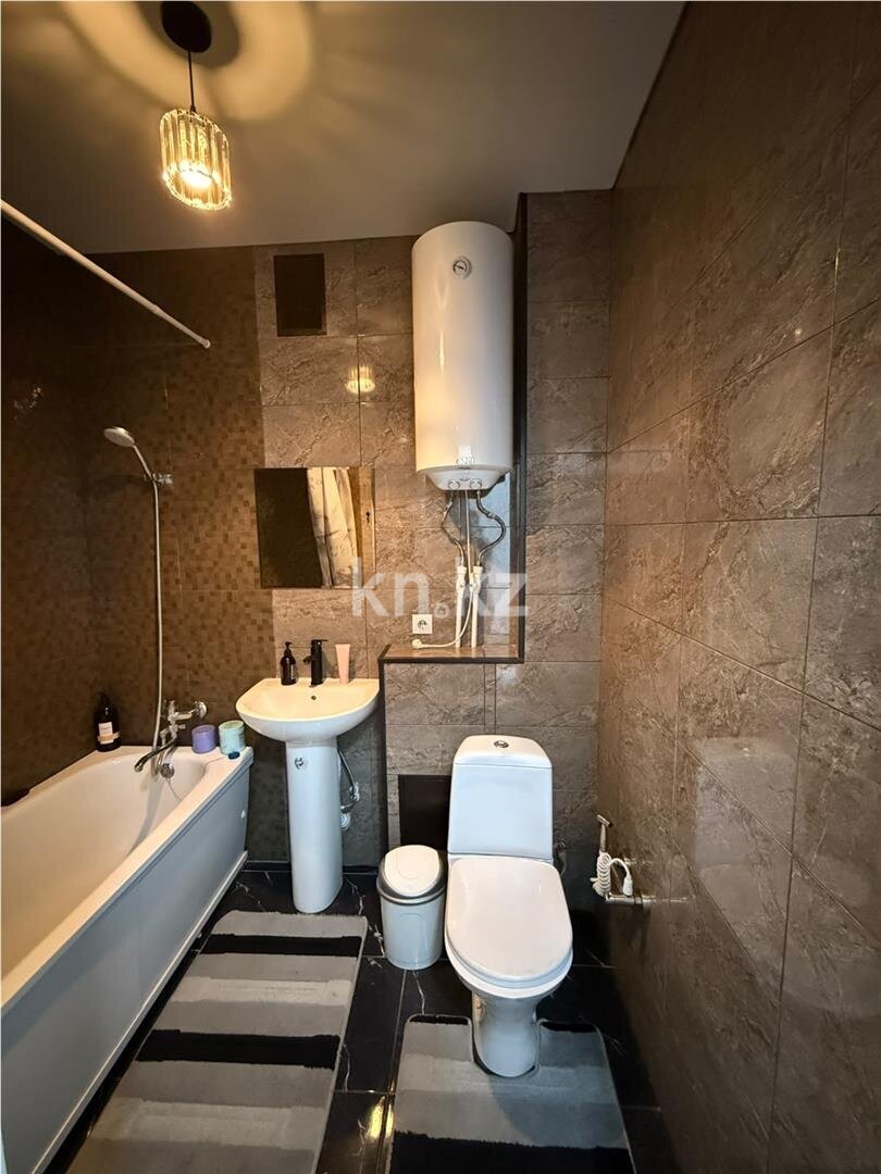 Продажа 1-комнатной квартиры, 41 м² в Караганде - фото 6