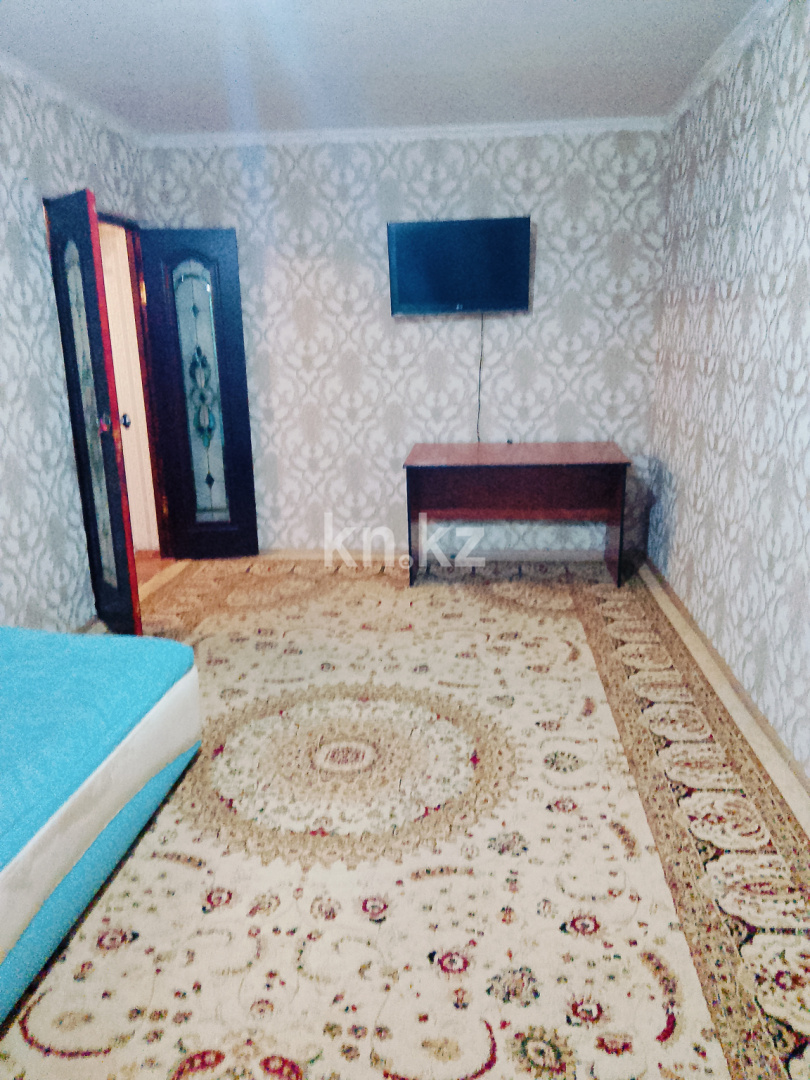 Продажа 4-комнатной квартиры, 77.5 м², Самал, дом  14 - Продажа квартир в Таразе фото 2 из 12