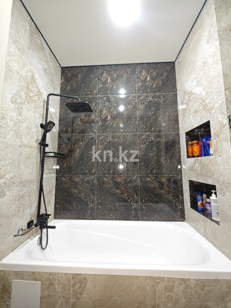 Продажа 3-комнатной квартиры, 74 м², ул. Букетова, дом  3/5 - Продажа квартир в Караганде фото 15 из 19