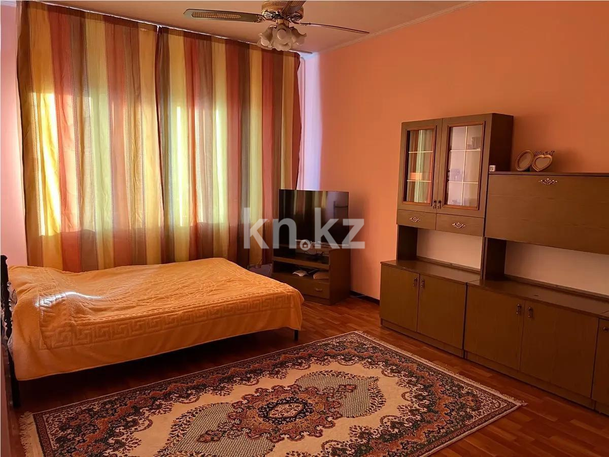 Продажа 1-комнатной квартиры, 36 м², ул. Толе би, дом  201 - Продажа квартир в Алматы фото 1 из 2
