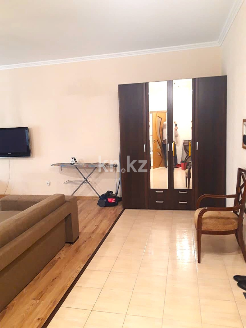Аренда 1-комнатной квартиры, 60 м² - Аренда однокомнатных квартир помесячно в Астане - страница 2 фото 7 из 15