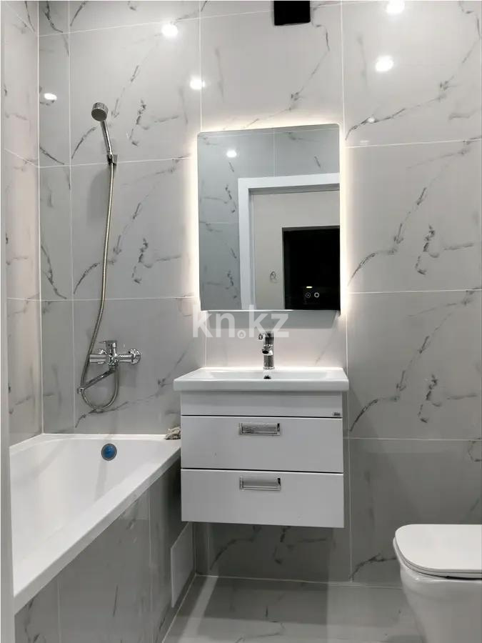 Продажа 2-комнатной квартиры, 42 м², ул. Тынышбайулы, дом  6 стр в Астане - фото 5