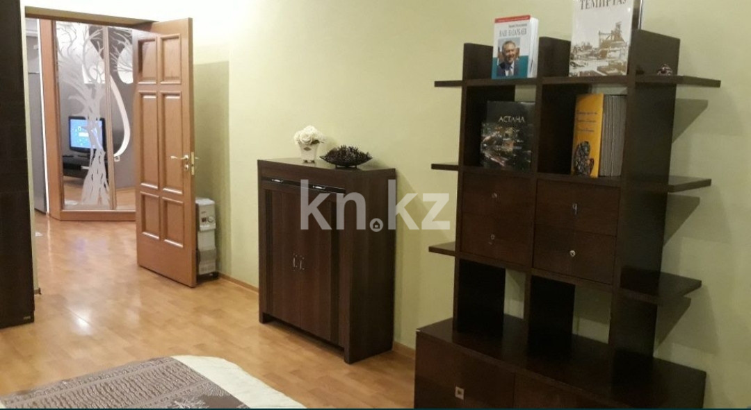 Аренда 2-комнатной квартиры посуточно, 76 м², пр. Бухар-жырау, дом  46 - Аренда  двухкомнатных квартир посуточно в Караганде фото 6 из 9