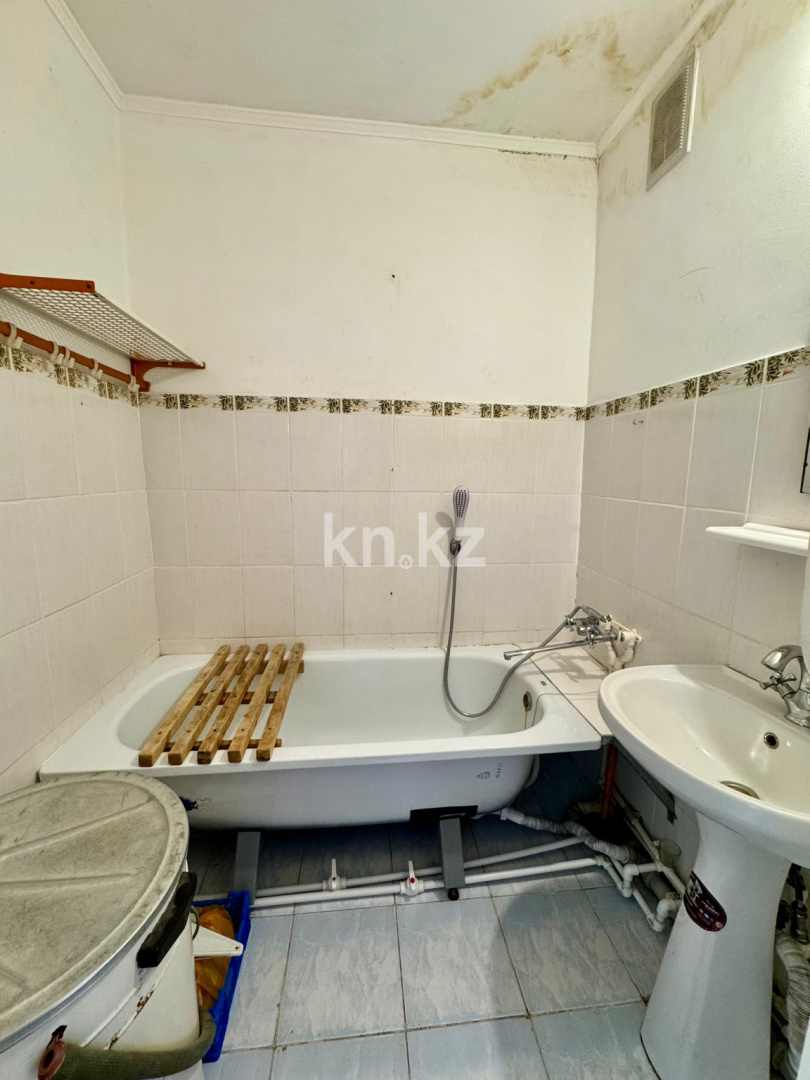 Продажа 2-комнатной квартиры, 53 м², ул. Гапеева, дом  12 - Продажа  двухкомнатных квартир в Караганде фото 9 из 18