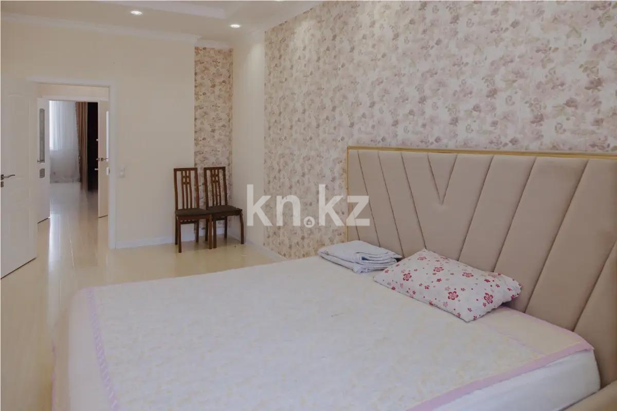 Продажа 2-комнатной квартиры, 81 м², ул. Байтурсынова, дом  23/2 в Астане - фото 3