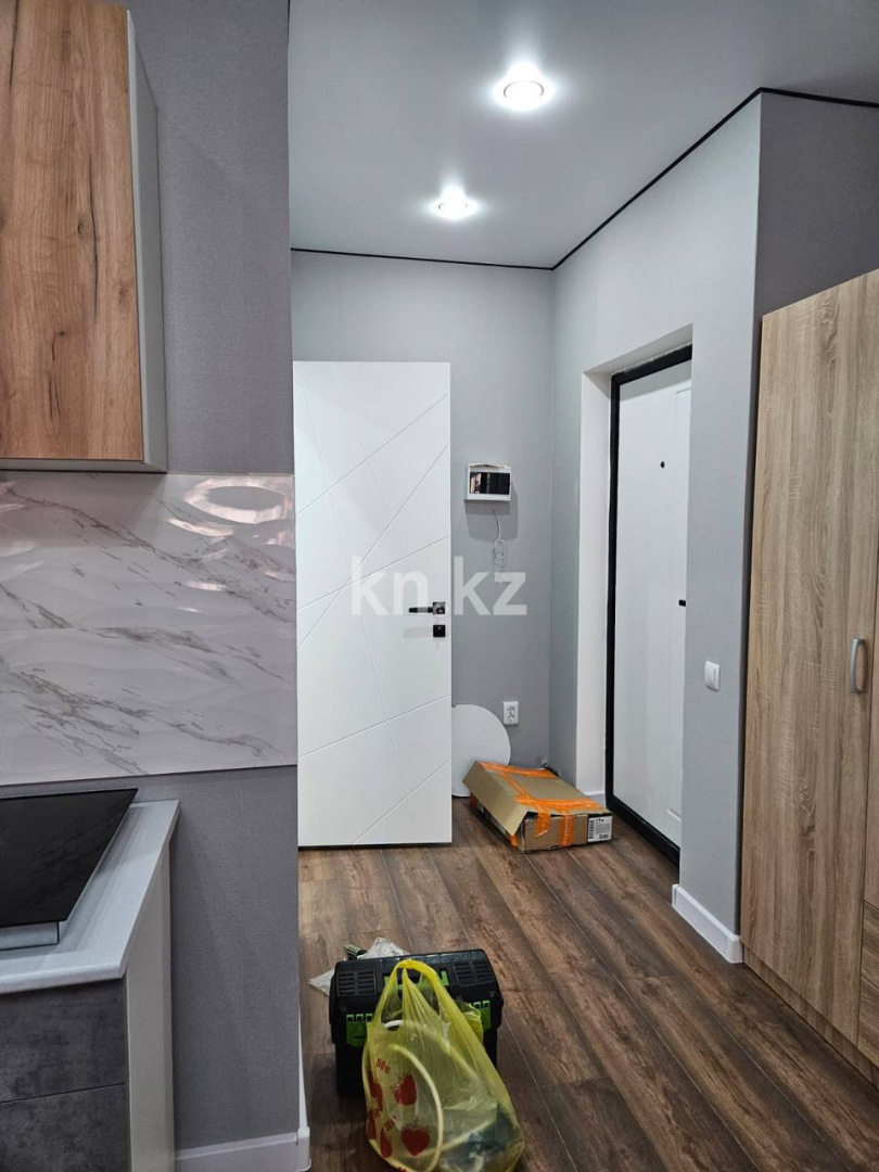 Аренда 1-комнатной квартиры, 25 м² - Аренда квартир помесячно в р-не Сарайшык Астаны фото 2 из 9