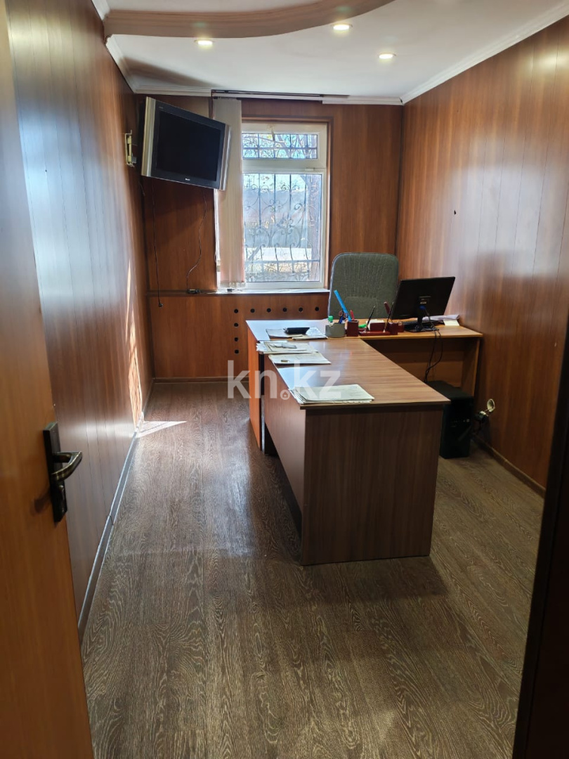 Продажа , 120 м², ул. Пассажирская, дом  16 - Продажа офисных и торговых помещений в Караганде фото 6 из 18