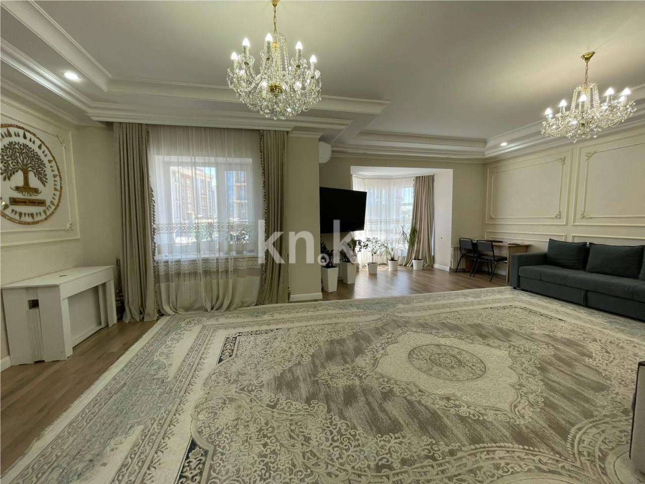 Продажа 3-комнатной квартиры, 120 м², пр. Кабанбай батыра - Продажа квартир в Астане фото 1 из 15