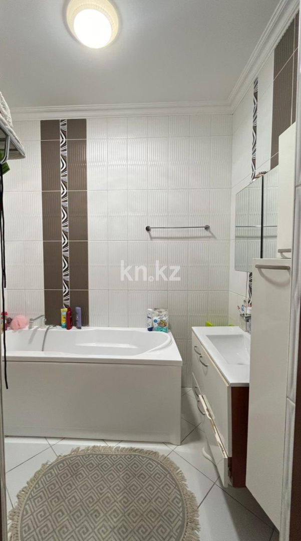 Продажа 8-комнатного дома, 306 м², мкр. Городской аэропорт - Продажа домов, коттеджей в Казахстане фото 18 из 27