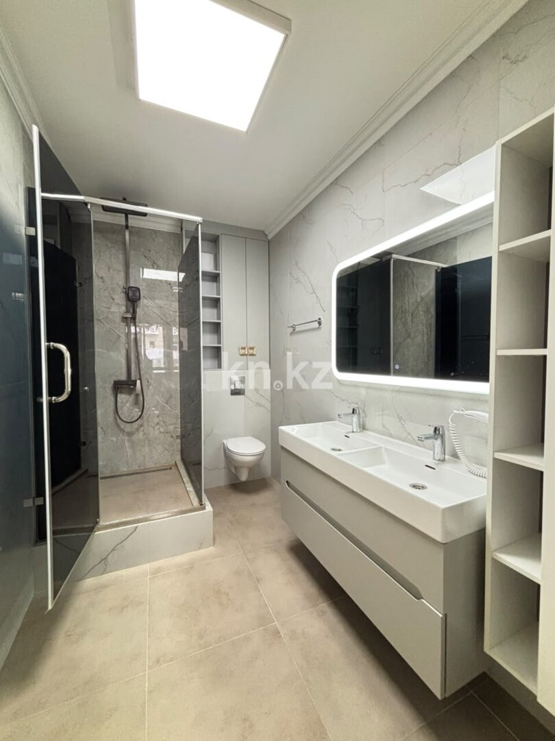 Продажа 4-комнатной квартиры, 132 м² в Астане - фото 4