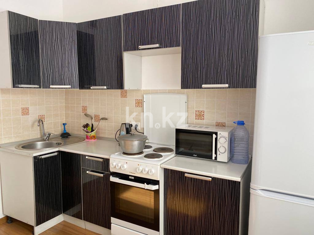Аренда 1-комнатной квартиры, 36 м², ул. Туркестан, дом  30/1 - Аренда жилой и коммерческой недвижимости в Казахстане фото 1 из 5
