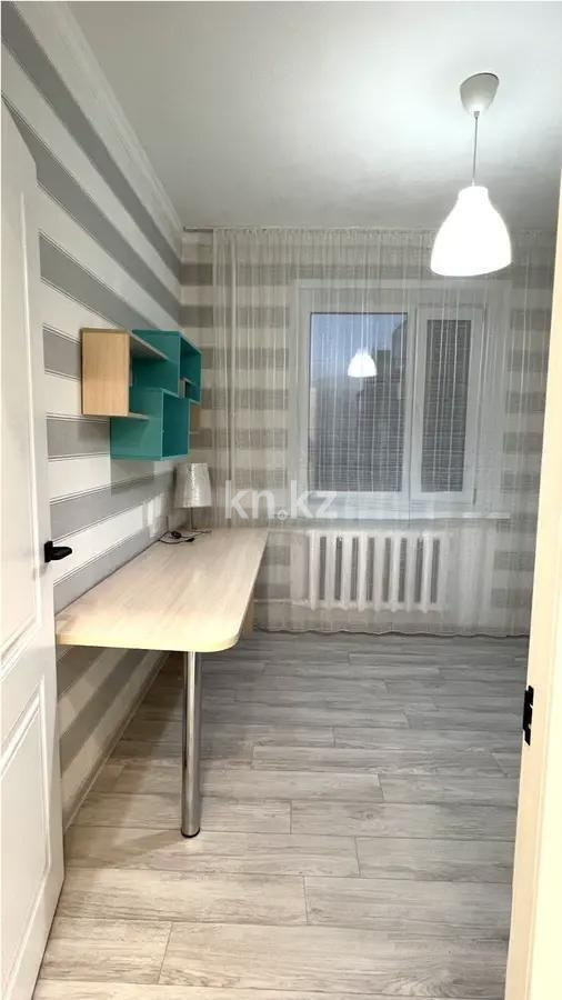 Продажа 3-комнатной квартиры, 64 м², мкр-н Голубые Пруды, дом  18 в Караганде - фото 2