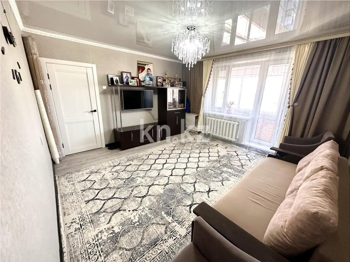 Продажа 3-комнатной квартиры, 63 м² - Продажа трехкомнатных квартир в Караганде - страница 2 фото 1 из 6