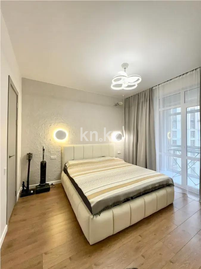 Продажа 3-комнатной квартиры, 56.2 м², ул. Жандосова, дом  108/1 в Алматы - фото 2