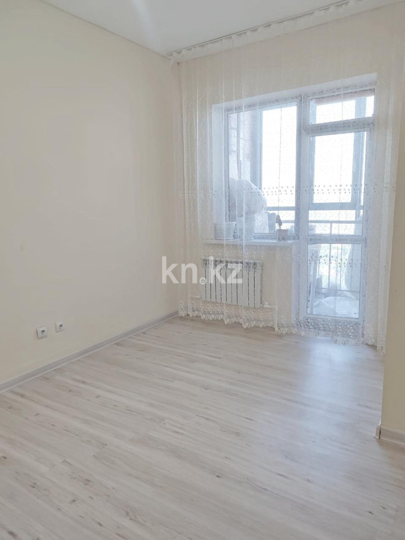 Продажа 2-комнатной квартиры, 52 м², ул. Дюсембекова, дом  44/2 - Продажа квартир в Караганде фото 1 из 6