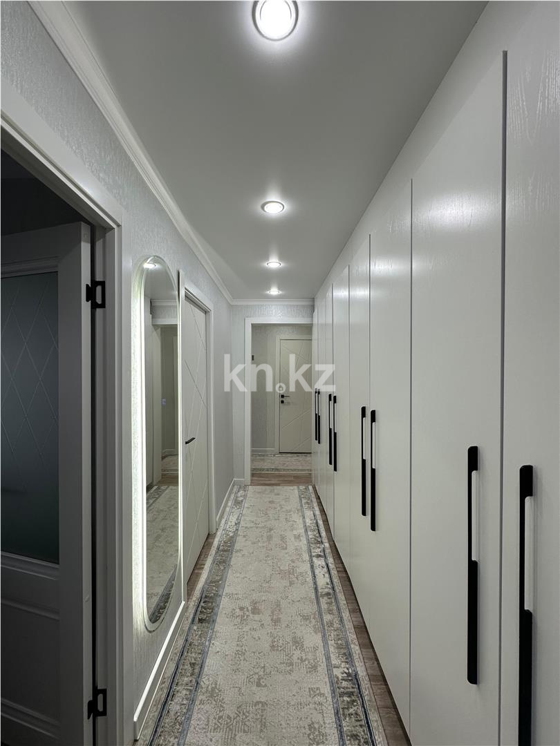 Продажа 3-комнатной квартиры, 64 м², мкр. Восток-3 - Продажа  трехкомнатных квартир в Караганде с фото фото 15 из 20