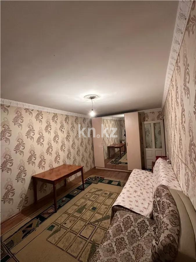 Продажа 3-комнатной квартиры, 64 м², ул. Туркебаева, дом  38 - Продажа квартир в Алматы фото 1 из 5