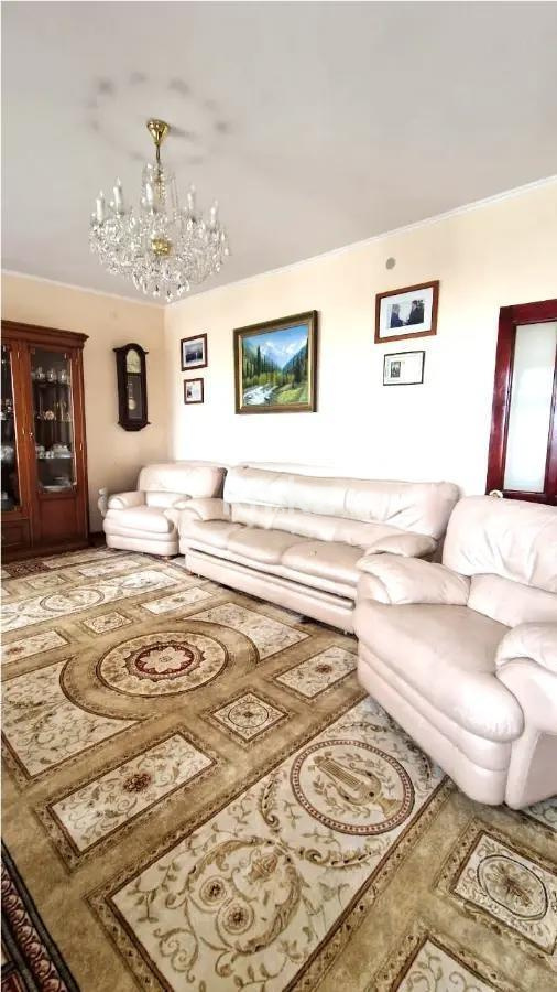 Продажа 3-комнатной квартиры, 93.5 м², ул. Ауэзова, дом  22 в Астане