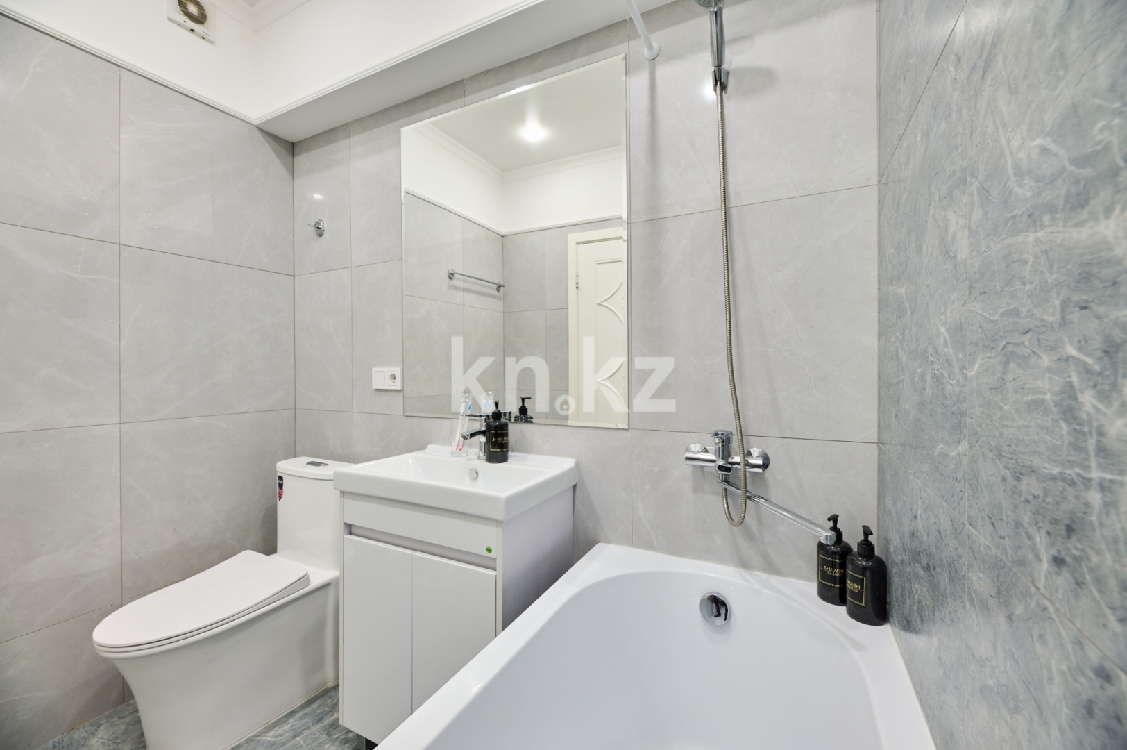 Аренда 1-комнатной квартиры посуточно, 50 м² - Аренда однокомнатных квартир посуточно в Алматы фото 16 из 19