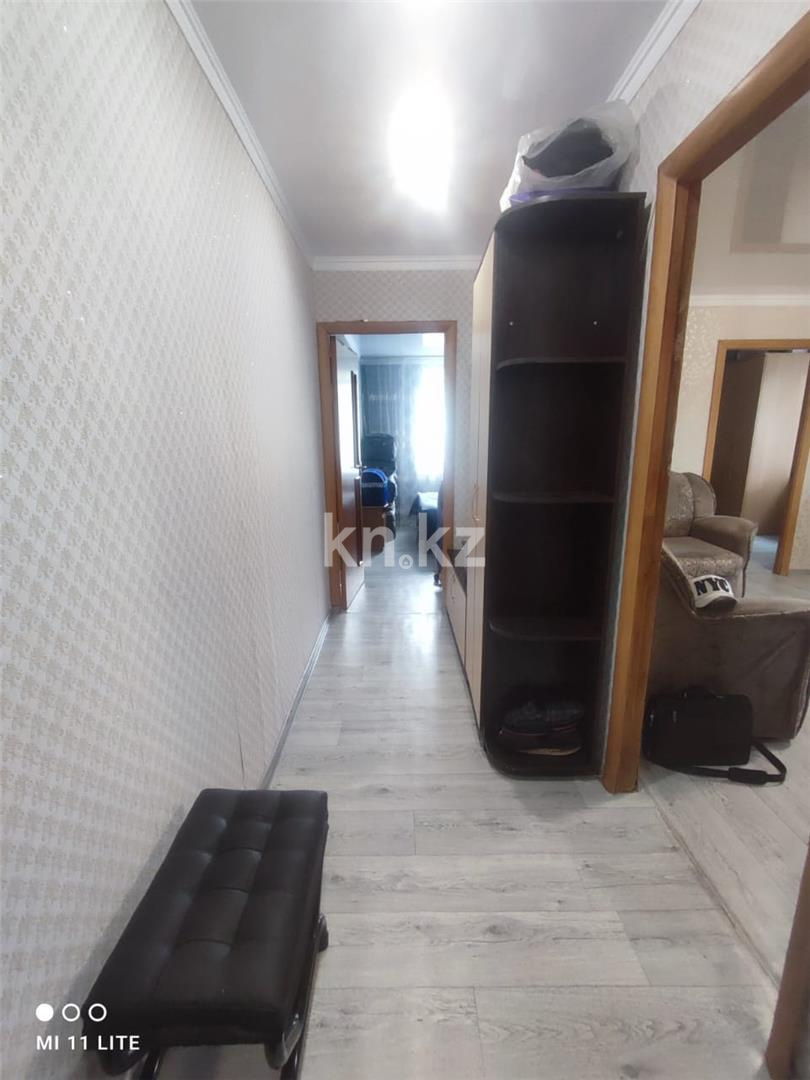 Продажа 3-комнатной квартиры, 57 м², ул. 6-й мик-н в Темиртау - фото 6