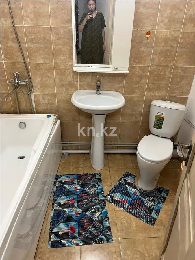 Продажа 2-комнатной квартиры, 70 м², мкр-н Нуркент, дом  36 в Алматы - фото 4