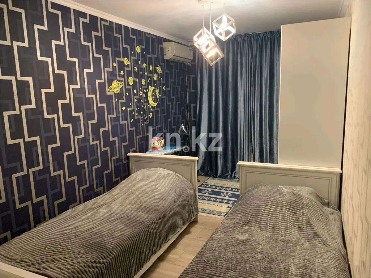 Продажа 3-комнатной квартиры, 59 м², мкр-н 8, дом  22 в Алматы - фото 3