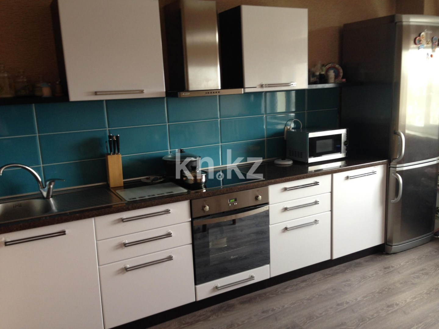 Продажа 3-комнатной квартиры, 107 м², пр. Республики, дом  1/3 в Караганде - фото 4