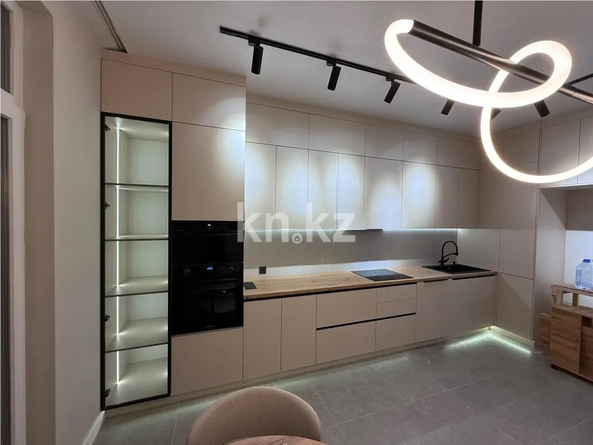 Продажа 3-комнатной квартиры, 111 м², ул. Утеген батыра, дом  11д в Алматы - фото 4