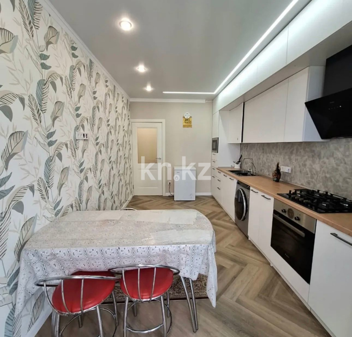 Продажа 3-комнатной квартиры, 95 м² - Продажа жилой и коммерческой недвижимости в Уральске фото 7 из 14