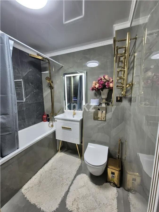 Продажа 3-комнатной квартиры, 63 м² в Алматы - фото 4