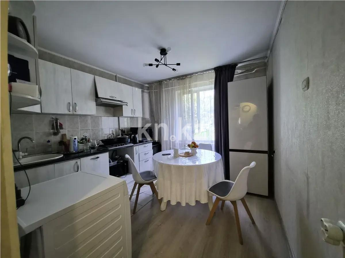 Продажа 3-комнатной квартиры, 67.8 м² в Алматы - фото 3
