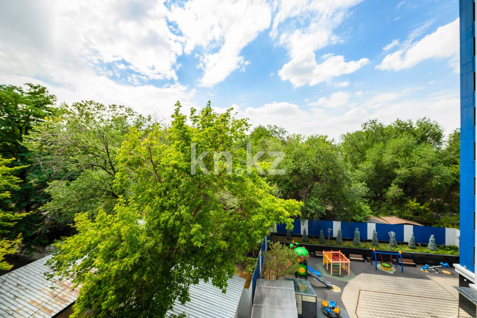 Аренда 3-комнатной квартиры посуточно, 75 м² - Аренда трехкомнатных квартир посуточно в Алматы фото 3 из 18