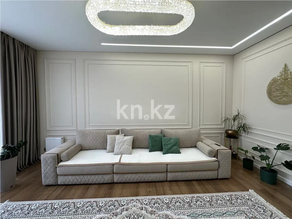 Продажа 4-комнатной квартиры, 128.1 м², пр. Абая, дом  165 - Продажа  четырехкомнатных квартир в Алматы фото 1 из 9
