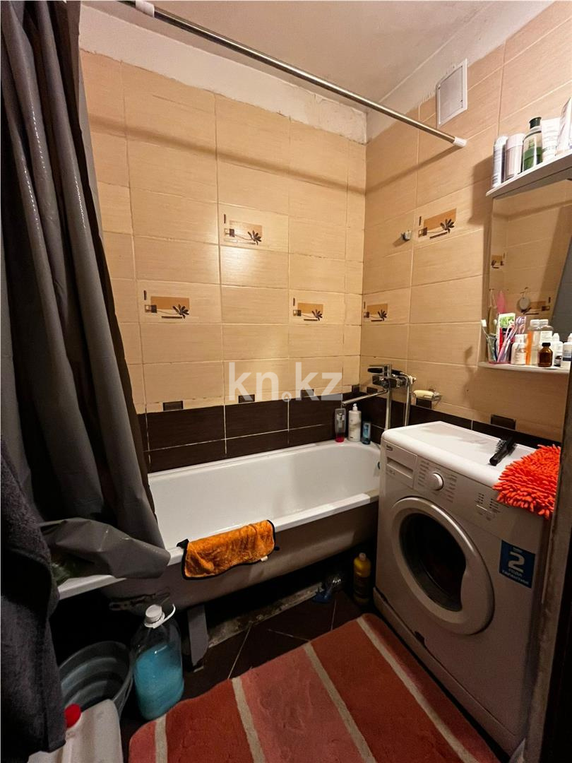 Продажа 2-комнатной квартиры, 52 м², мкр-н Восток-3 - Продажа квартир в Караганде фото 6 из 8