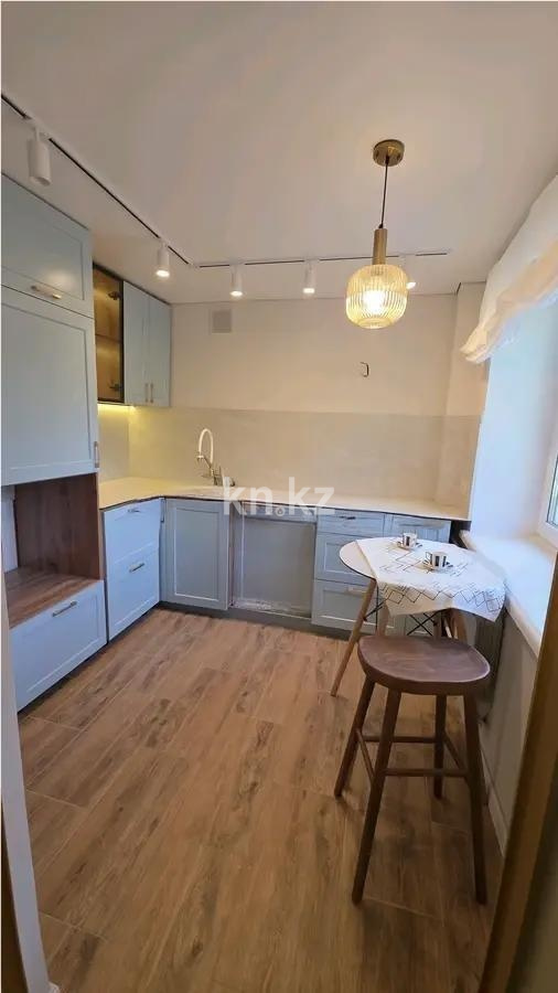 Продажа 3-комнатной квартиры, 57 м² - Продажа офисных и торговых помещений в Уральске фото 4 из 6