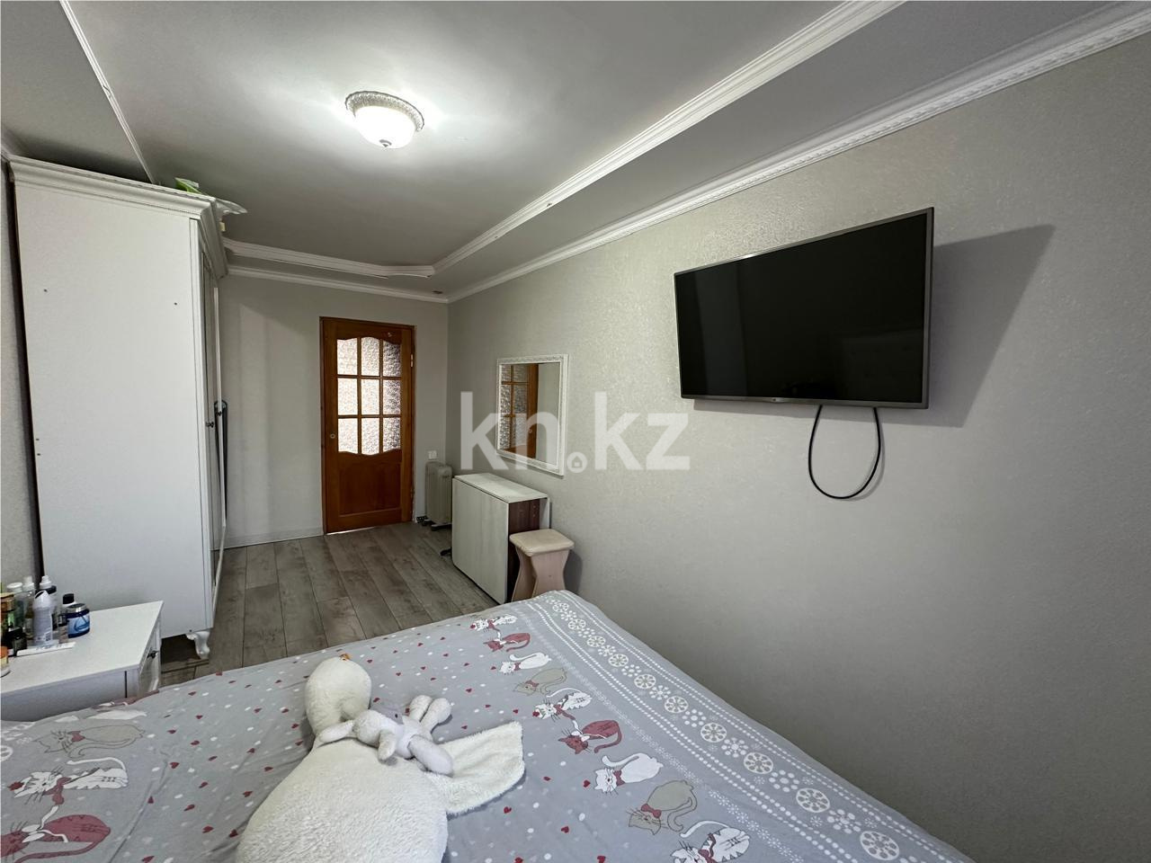 Продажа 2-комнатной квартиры, 43 м², мкр-н 23 в Караганде - фото 4