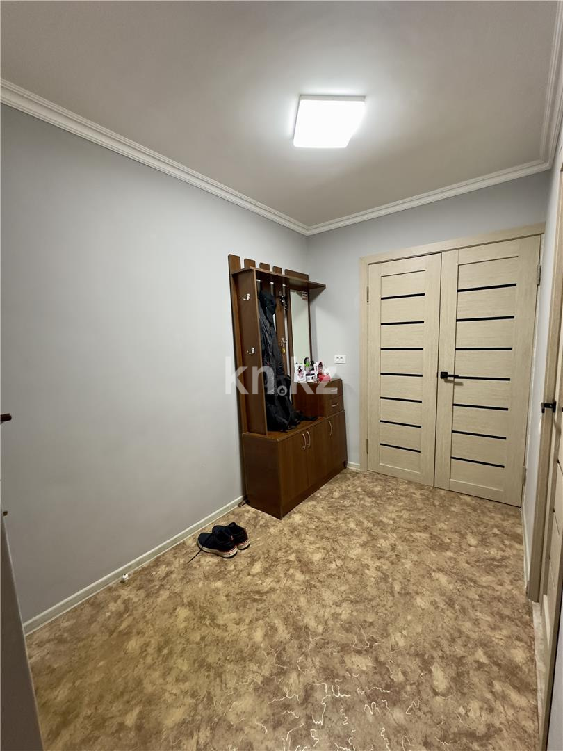 Продажа 3-комнатной квартиры, 62 м², ул. Язева, дом  17 - Продажа  трехкомнатных квартир в Караганде фото 19 из 21