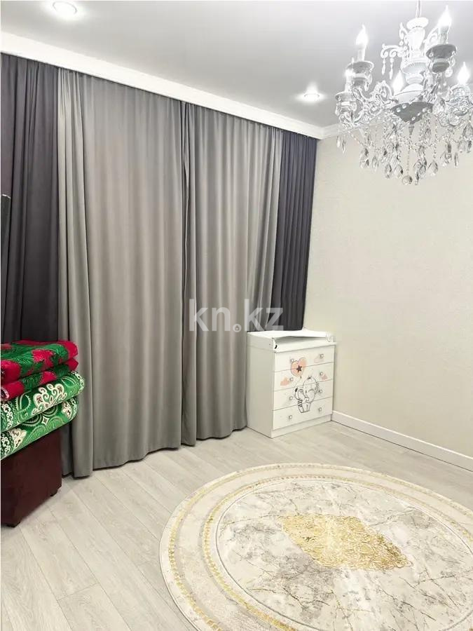 Продажа 1-комнатной квартиры, 37 м², ул. Айтеке би, дом  15 - Продажа  однокомнатных квартир в Астане без посредников с фото фото 1 из 3